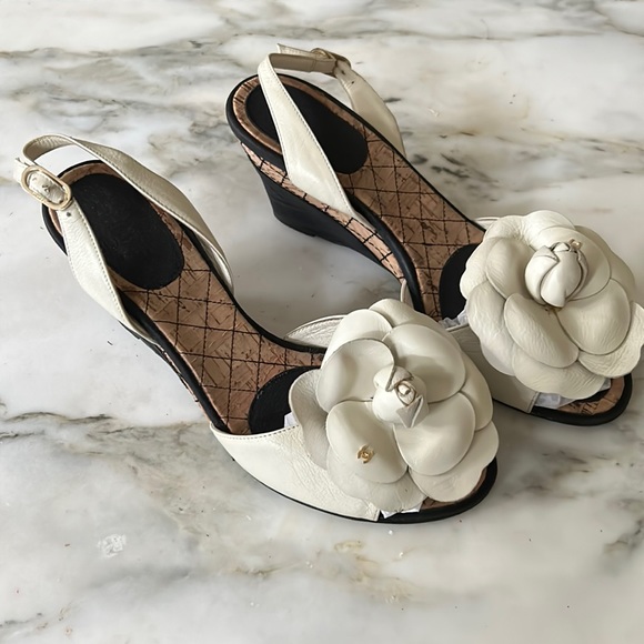 Chanel sandals - Picture 1 of 10